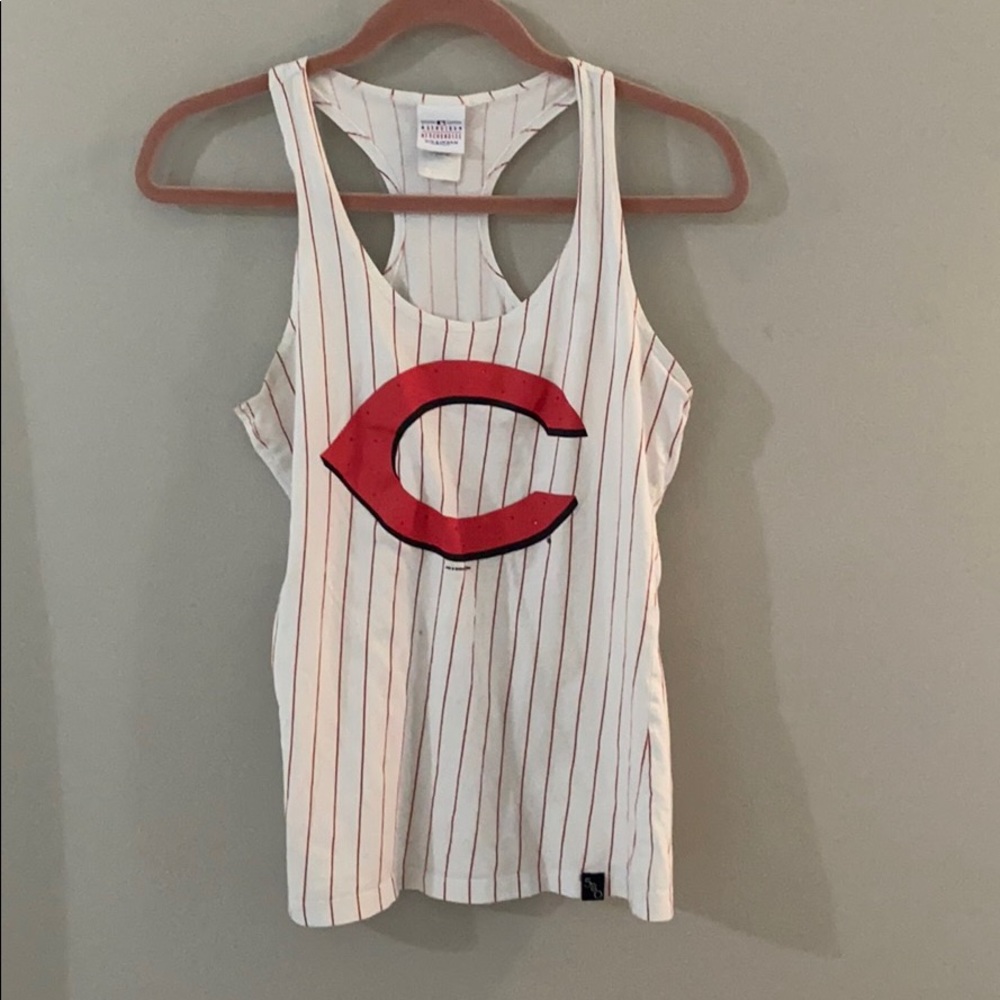 Reds tank